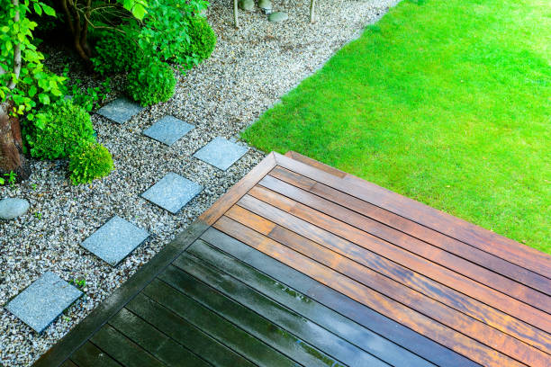 Mayflower Village, CA  Pressure Washing Services Company